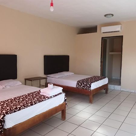 Hotel Maria Teresa Rio Verde Bagian luar foto