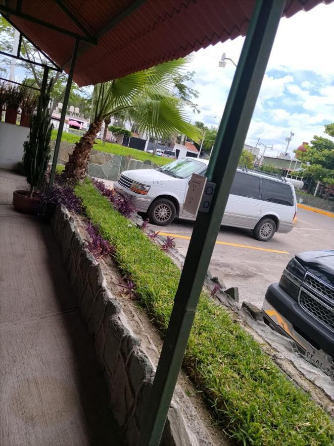 Hotel Maria Teresa Rio Verde Bagian luar foto